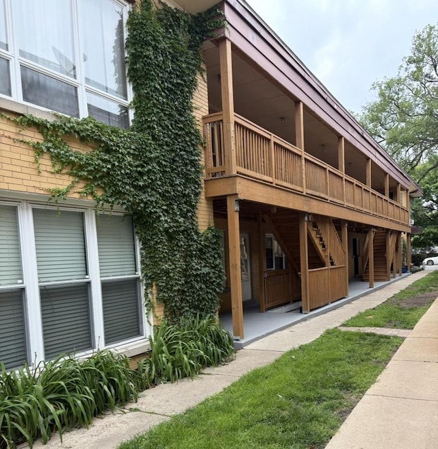 1205 N Harlem Ave Unit 6, Oak Park, IL 60302 - view of property with stairway