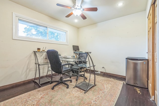817 Hibbard Rd Unit D, Wilmette, IL 60091 - home office with wood-type flooring, a ceiling fan, and recessed lighting
