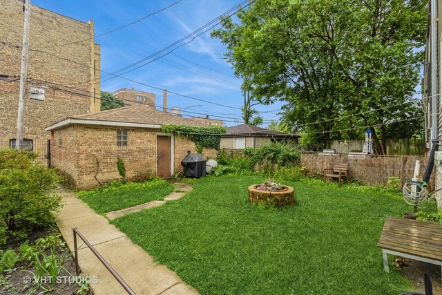 1133 N Spaulding Ave, Chicago, IL 60651 - view of yard