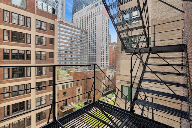 219 E Lake Shore Dr Unit 8C, Chicago, IL 60611 - balcony with a view of city