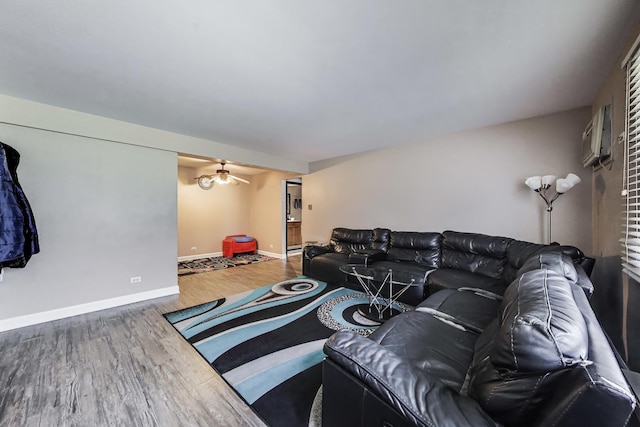 5113 N E River Rd Unit 1M, Chicago, IL 60656 - living room featuring wood finished floors and baseboards