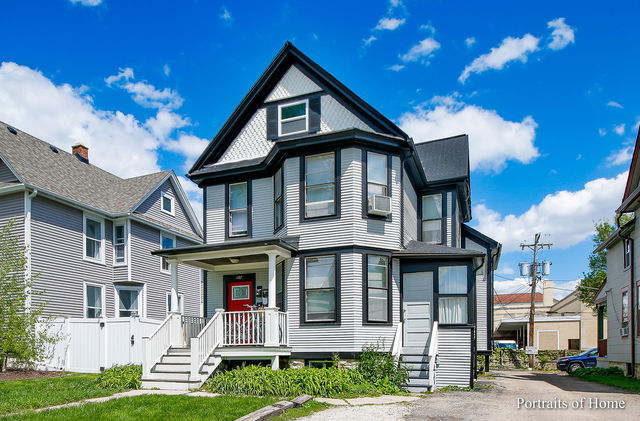 127 N W St, Wheaton, IL 60187 - view of victorian house