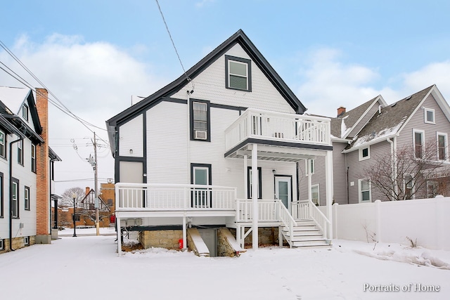 127 N W St, Wheaton, IL 60187 - view of front of home with a balcony