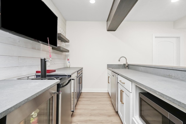 13616 S Erin Dr, Homer Glen, IL 60491 - kitchen featuring open shelves, appliances with stainless steel finishes, light wood finished floors, recessed lighting, and light countertops