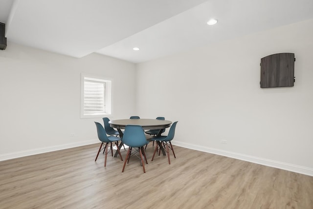 13616 S Erin Dr, Homer Glen, IL 60491 - dining area featuring light wood finished floors and recessed lighting