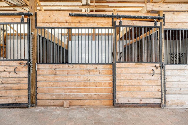 17707 W 113th Hwy, Custer Park, IL 60481 - view of horse barn