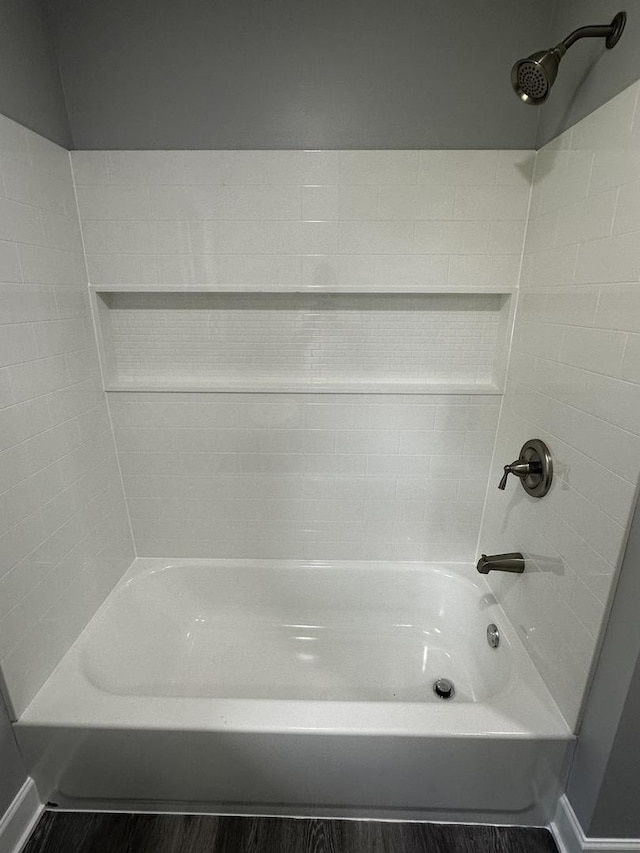 2212 N 2829th Rd, Marseilles, IL 61341 - full bath featuring wood finished floors and shower / bathtub combination