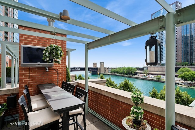 417 E N Water St, Chicago, IL 60611 - balcony featuring a water view