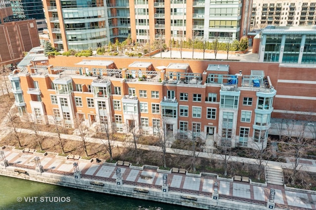 417 E N Water St, Chicago, IL 60611 - aerial view of apartment complex / building