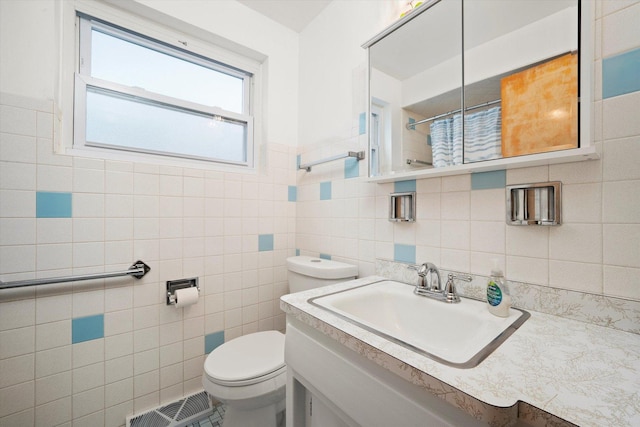 2317 W 50th St, Chicago, IL 60609 - bathroom featuring tile walls, vanity, and curtained shower