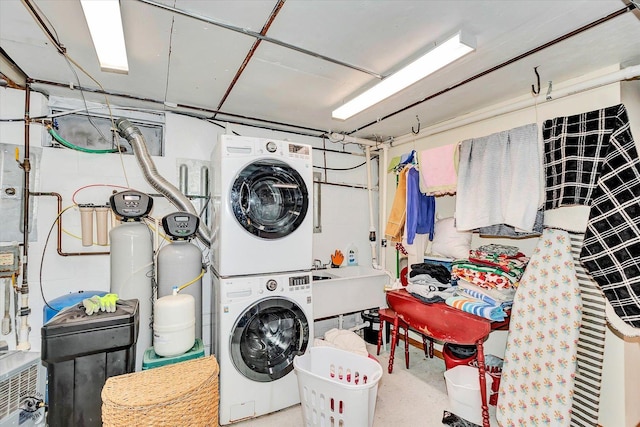 944 E County Line Rd, Beecher, IL 60401 - washroom with stacked washer / drying machine