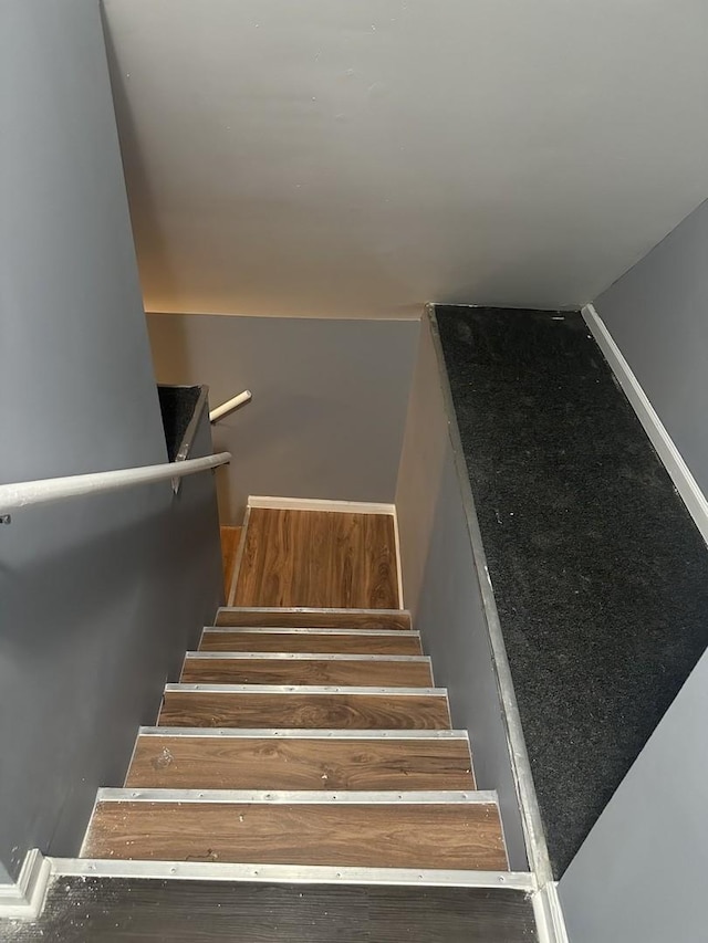 7618 S Drexel Ave, Chicago, IL 60619 - view of staircase
