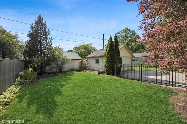 4628 Grand Ave, Western Springs, IL 60558 - fenced backyard featuring an outdoor structure and a detached garage