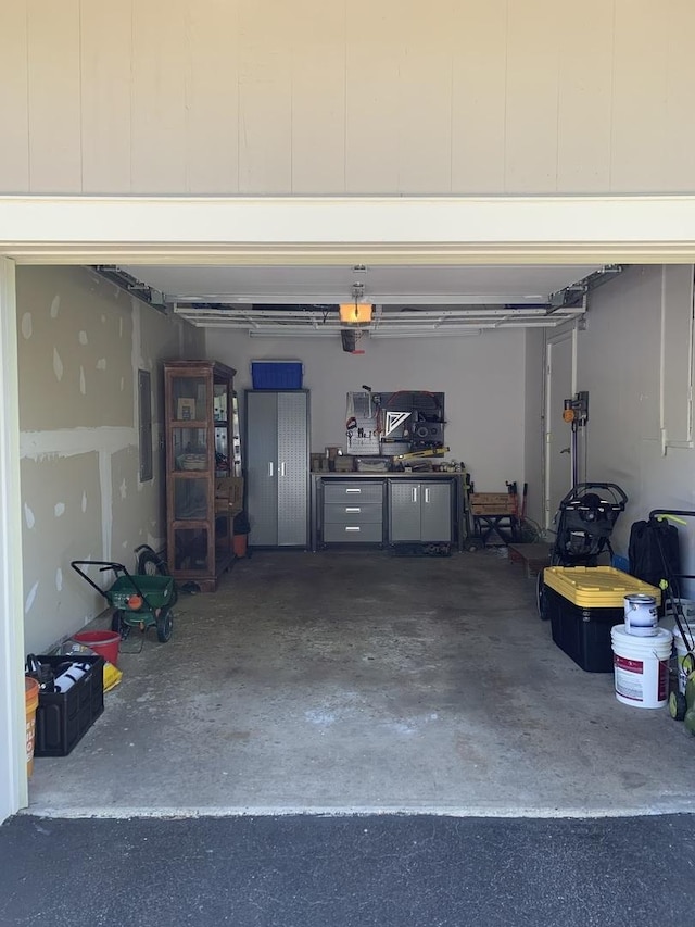 743 Dundee Ave, Barrington, IL 60010 - garage with electric panel
