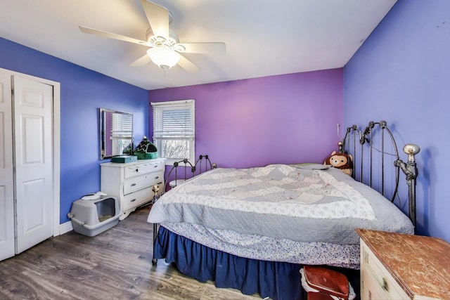 810 Woodhollow Ln, Buffalo Grove, IL 60089 - bedroom with wood finished floors and a ceiling fan