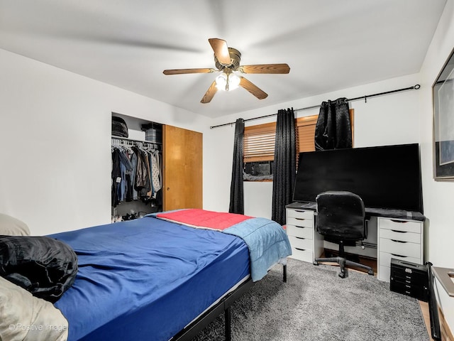 6737 W Lloyd Dr, Worth, IL 60482 - carpeted bedroom featuring a closet, a desk, and a ceiling fan