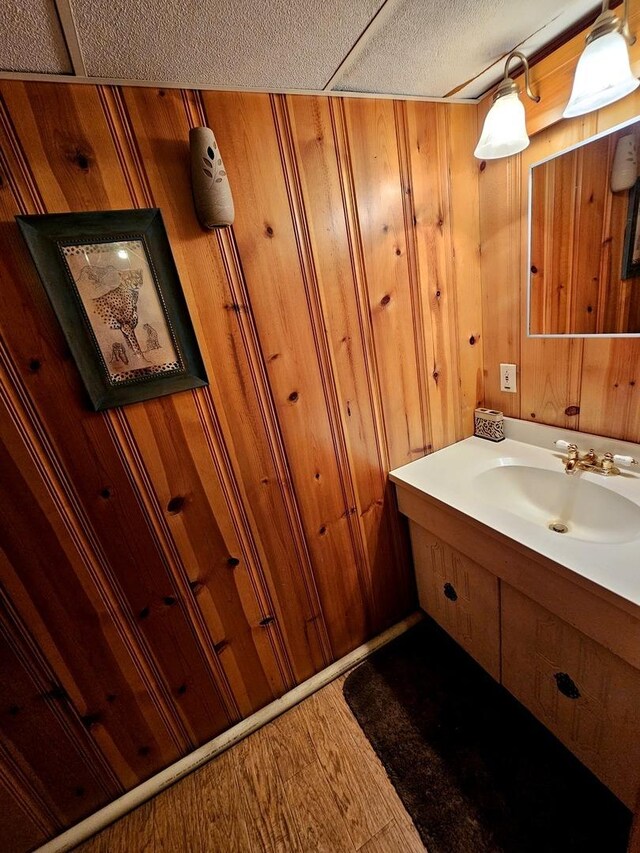 155 S Mclean Blvd, Elgin, IL 60123 - photo 24