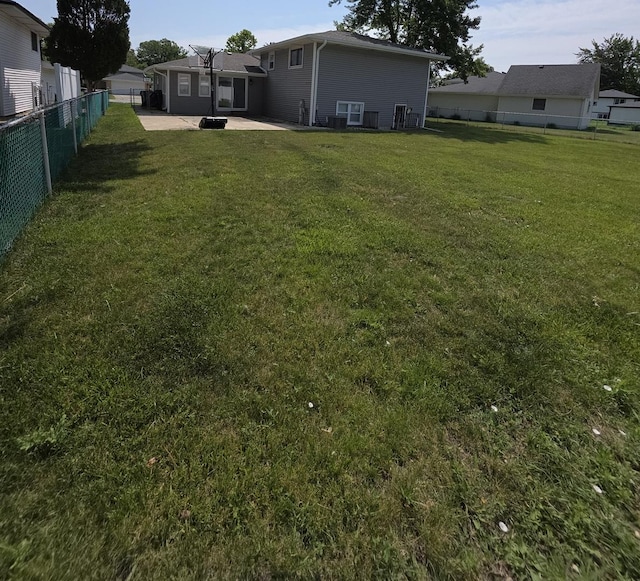17936 66th Ave, Tinley Park, IL 60477 - view of yard featuring a patio area