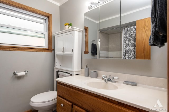 7707 Moody Ave, Burbank, IL 60459 - full bath with vanity, a shower with shower curtain, and ornamental molding