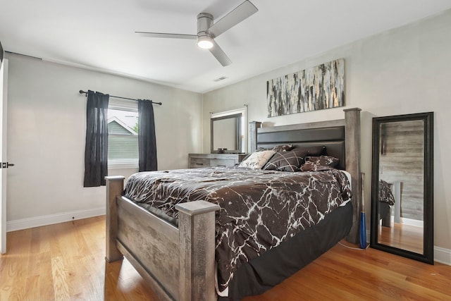1715 N 15th Ave, Melrose Park, IL 60160 - bedroom with wood finished floors and ceiling fan