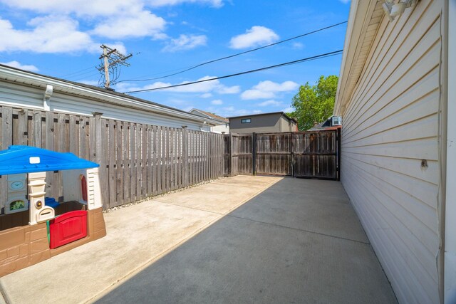 7204 W Farwell Ave, Chicago, IL 60631 - photo 30