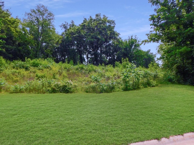 13071 Promontory Trl, Roscoe, IL 61073