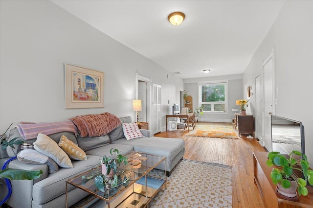 1023 N Hoyne Ave Unit 3B, Chicago, IL 60622 - living room with wood finished floors