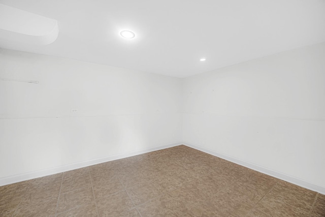 220 N Yates Ln, Mount Prospect, IL 60056 - spare room with recessed lighting and baseboards