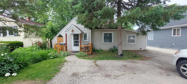 316 Clifton Dr, Round Lake Park, IL 60073 - view of bungalow