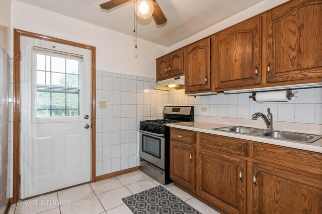 888 Braintree Ln, Bartlett, IL 60103 - photo 11