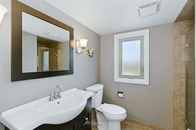 16821 89th Ave, Orland Hills, IL 60487 - bathroom featuring vanity and tiled shower