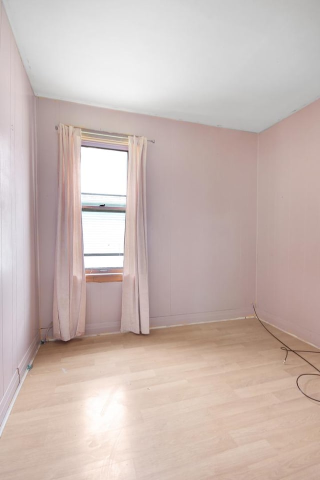 10445 S S Ave H, Chicago, IL 60617 - spare room with light wood-type flooring