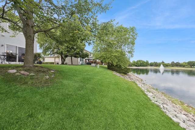 1834 N Wentworth Cir, Romeoville, IL 60446 - view of grassy yard featuring a water view