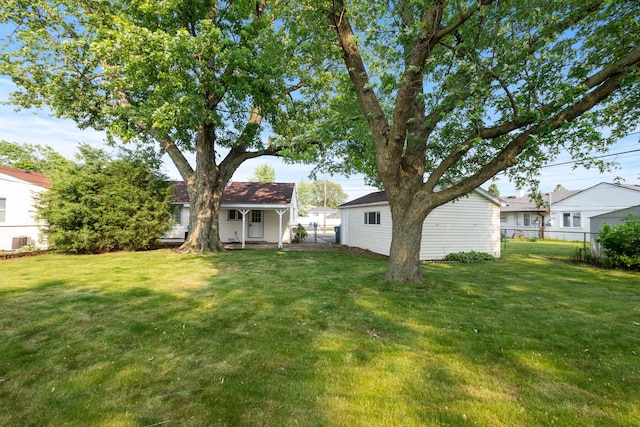 8928 S Ryan Rd, Hometown, IL 60456 - view of yard