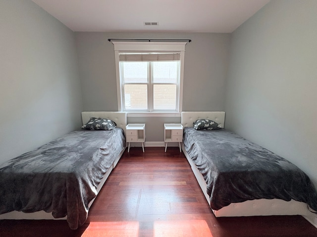 818 W Aldine Ave Unit 3, Chicago, IL 60657 - bedroom with wood finished floors