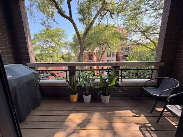818 W Aldine Ave Unit 3, Chicago, IL 60657 - deck with area for grilling