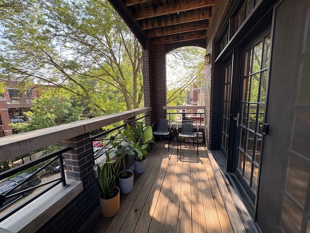 818 W Aldine Ave Unit 3, Chicago, IL 60657 - view of wooden terrace