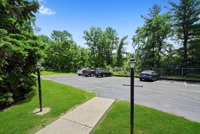 5701 W 129th St Unit 2B, Crestwood, IL 60418 - view of uncovered parking lot
