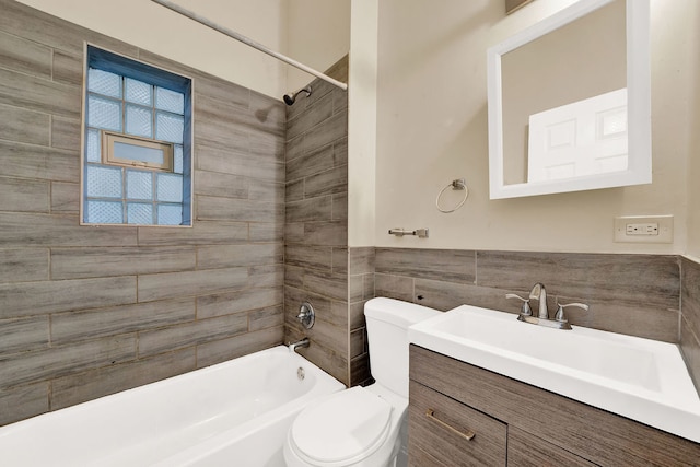 2638 W Adams St, Chicago, IL 60612 - full bath with shower / tub combination, vanity, and tile walls