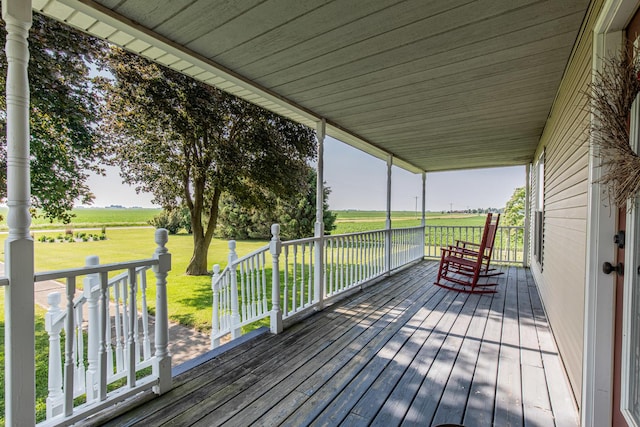 4116 E 13th Rd, Earlville, IL 60518 - porch featuring a yard