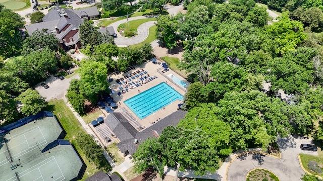 2520 Hanford Ln, Aurora, IL 60502 - bird's eye view of a pool area
