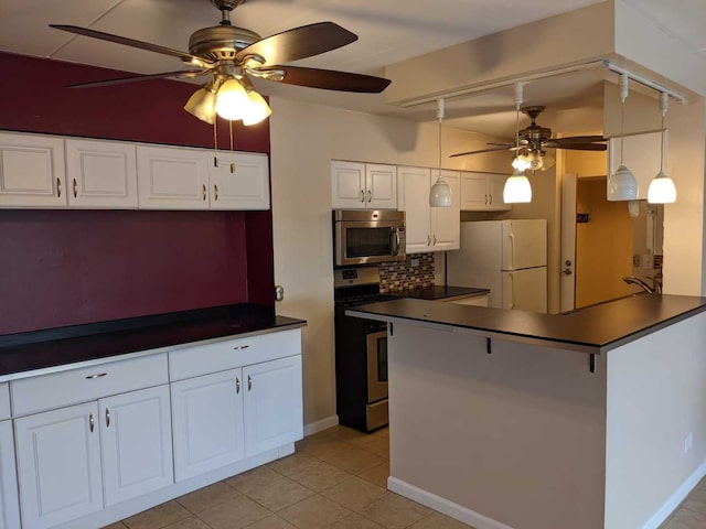 220 S Roselle Rd Unit 324, Schaumburg, IL 60193 - kitchen featuring stainless steel appliances, a ceiling fan, dark countertops, decorative backsplash, and light tile patterned floors