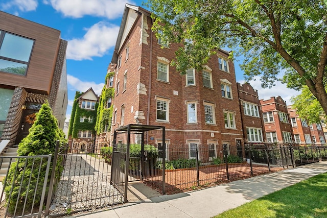 2438 N Hamlin Ave Unit 3D, Chicago, IL 60647 - view of property