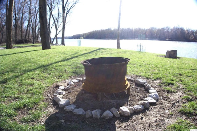 110 E County Rd 150, Warsaw, IL 62379 - view of green lawn featuring a water view