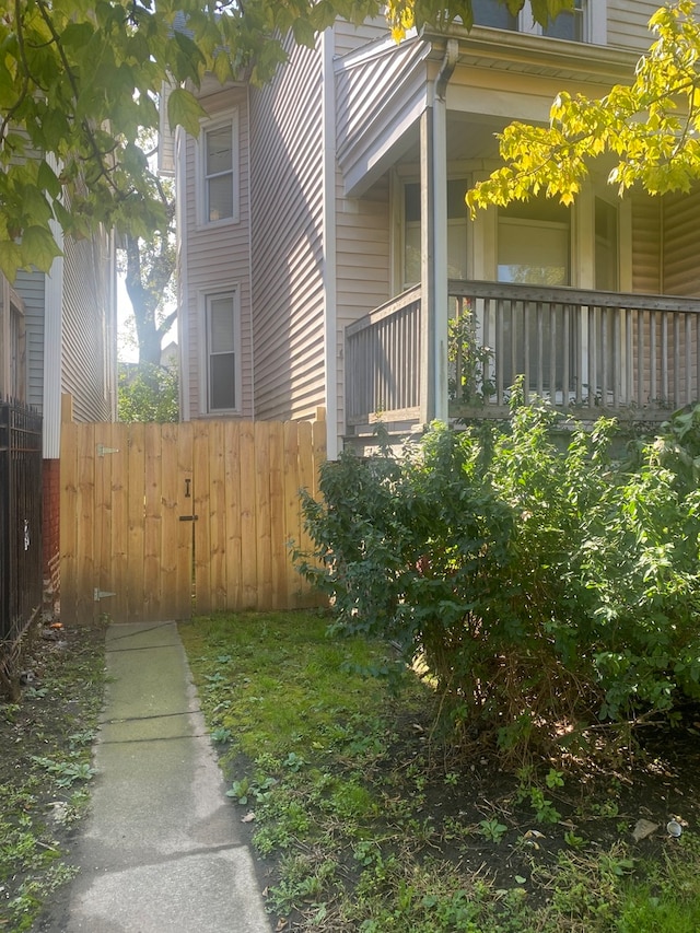 537 W 61st Pl, Chicago, IL 60621 - view of yard