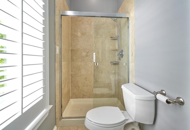 1501 W Diversey Pkwy Unit B, Chicago, IL 60614 - bathroom featuring a shower stall