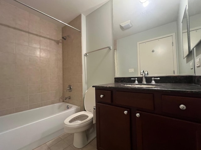 1001 W 15th St Unit 342, Chicago, IL 60608 - bathroom featuring tile patterned floors, bathing tub / shower combination, and vanity