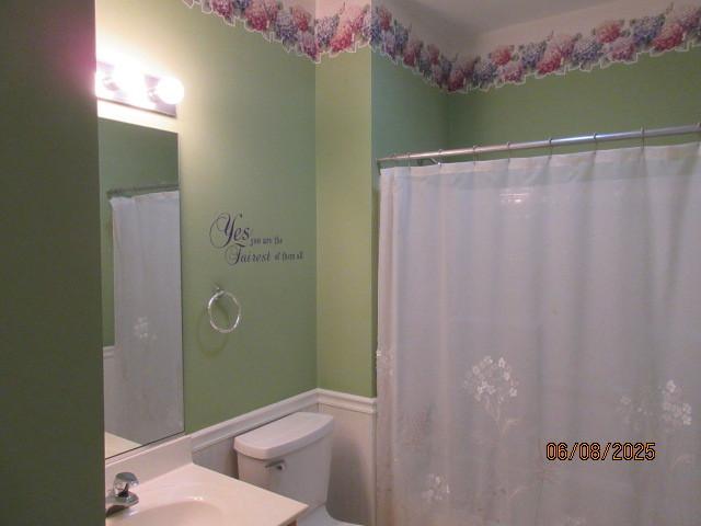 13005 Big Horn Dr, Huntley, IL 60142 - full bath featuring vanity and a shower with curtain