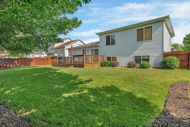 512 Creekside Cir, Minooka, IL 60447 - back of property featuring a wooden deck