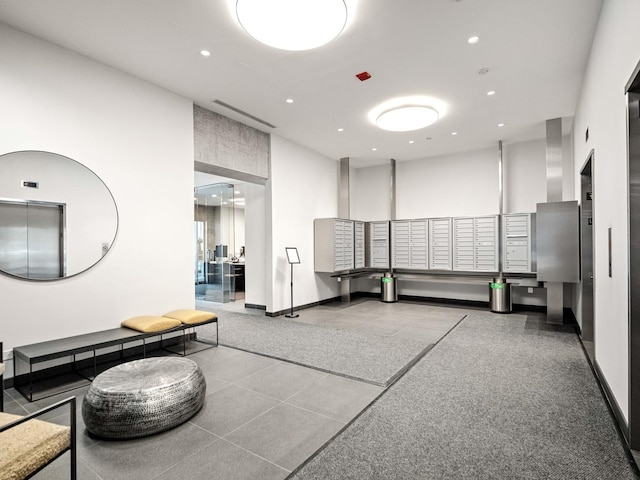 653 N Kingsbury St Unit 1707, Chicago, IL 60654 - community lobby featuring recessed lighting